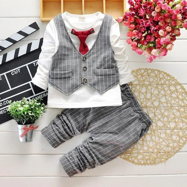 2017 Boys Spring Two Fake Clothing Sets Kids Boys Button Letter Bow Suit Sets Children Jacket + Pants 2 pcs Clothing Set Baby