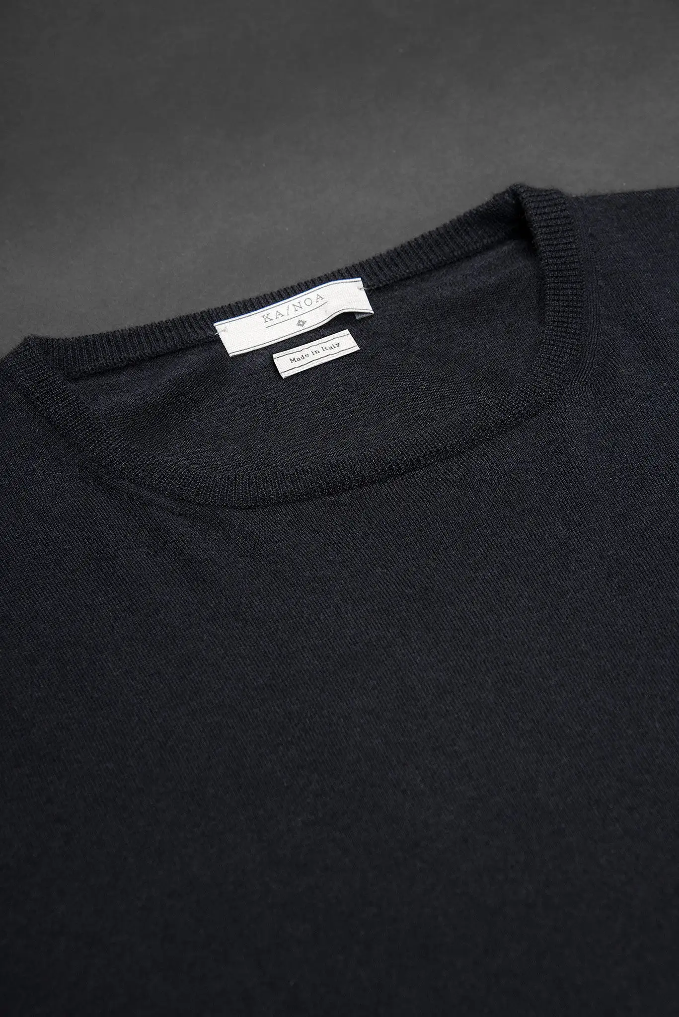 Anaclet crew-neck jumper (cashmere / dark blue)