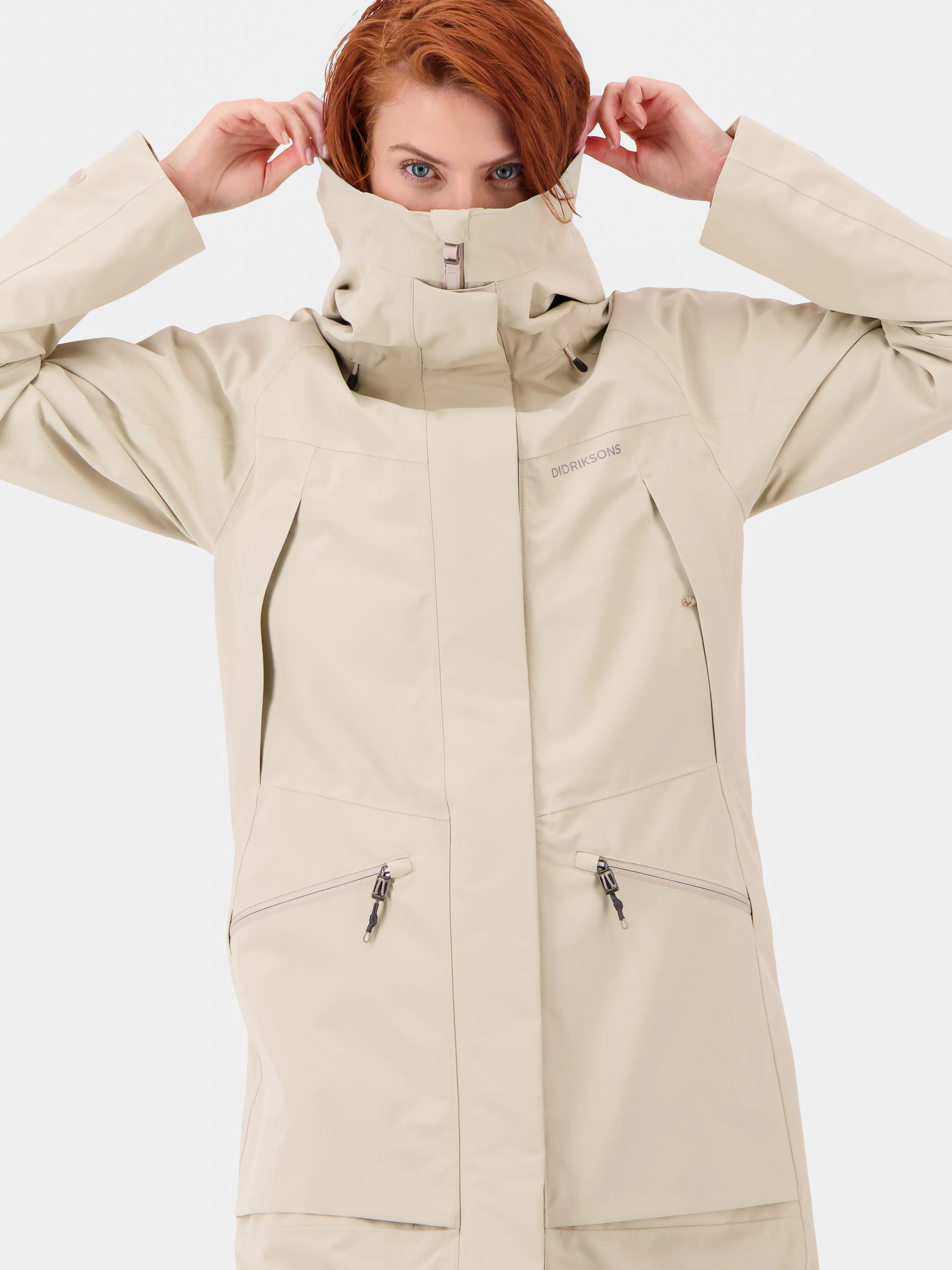 Didriksons Women's Ilma Parka 7 Clay Beige | Buy Didriksons Women's Ilma Parka 7 Clay Beige here | Outnorth