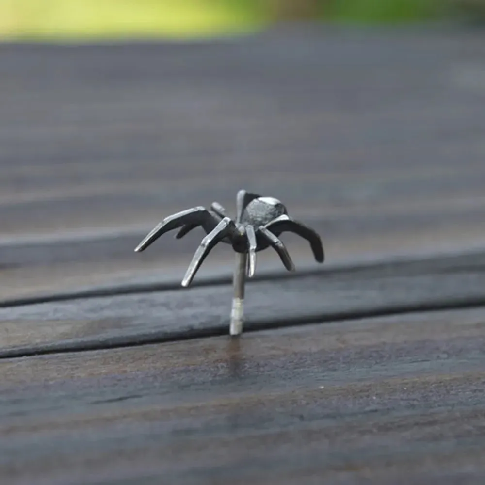 Goth Cool Unusual Spider Black Halloween Stud Earrings