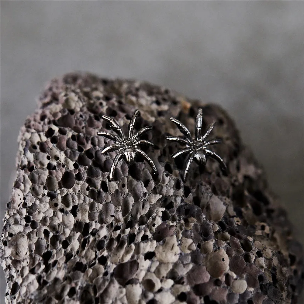 Goth Cool Unusual Spider Black Halloween Stud Earrings