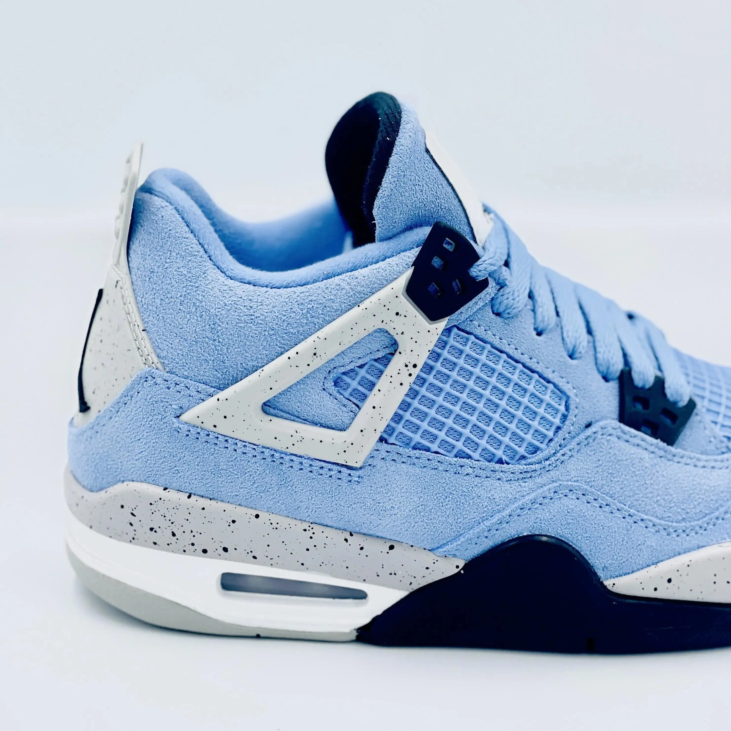 Jordan 4 Retro University Blue (GS)