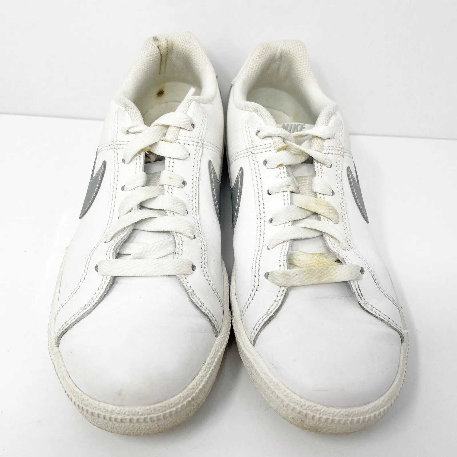 Nike Womens Court Royale 749867-100 White Casual Shoes Sneakers Size 7