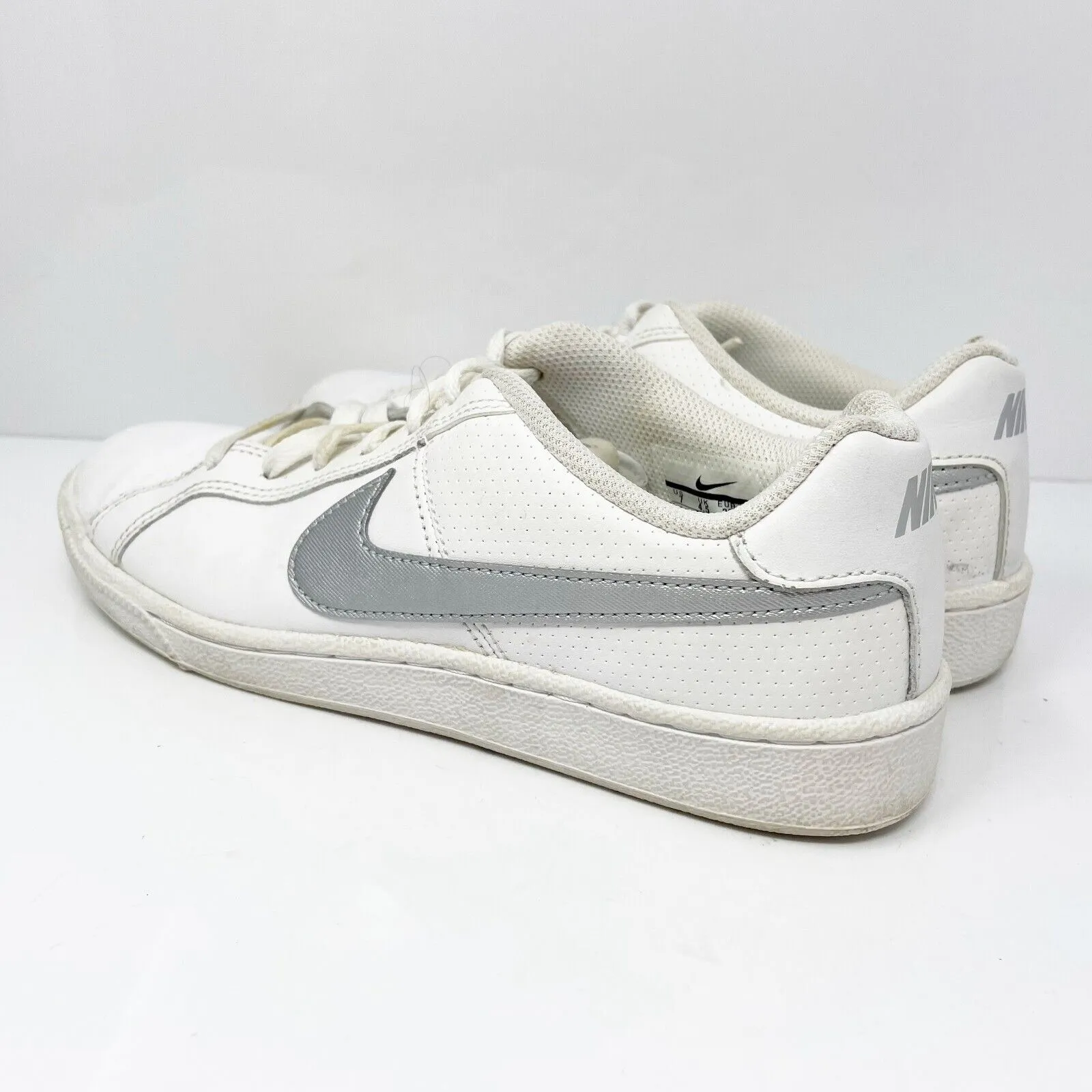 Nike Womens Court Royale 749867-100 White Casual Shoes Sneakers Size 7