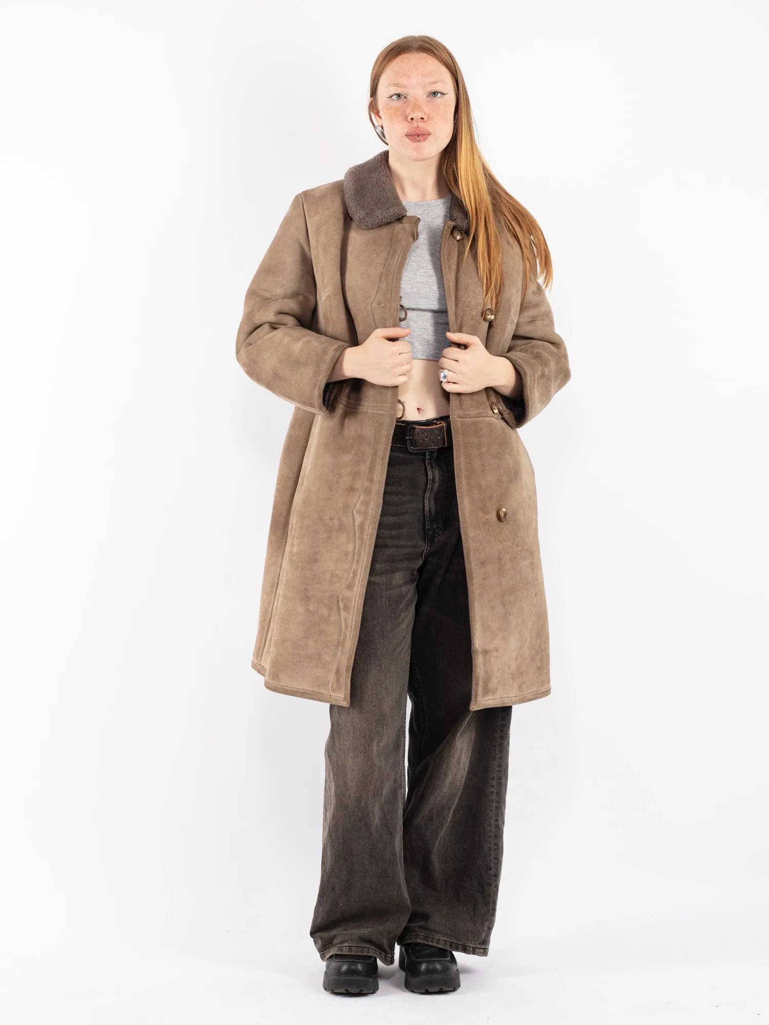 Vintage 70's Women Sheepskin Coat in Beige