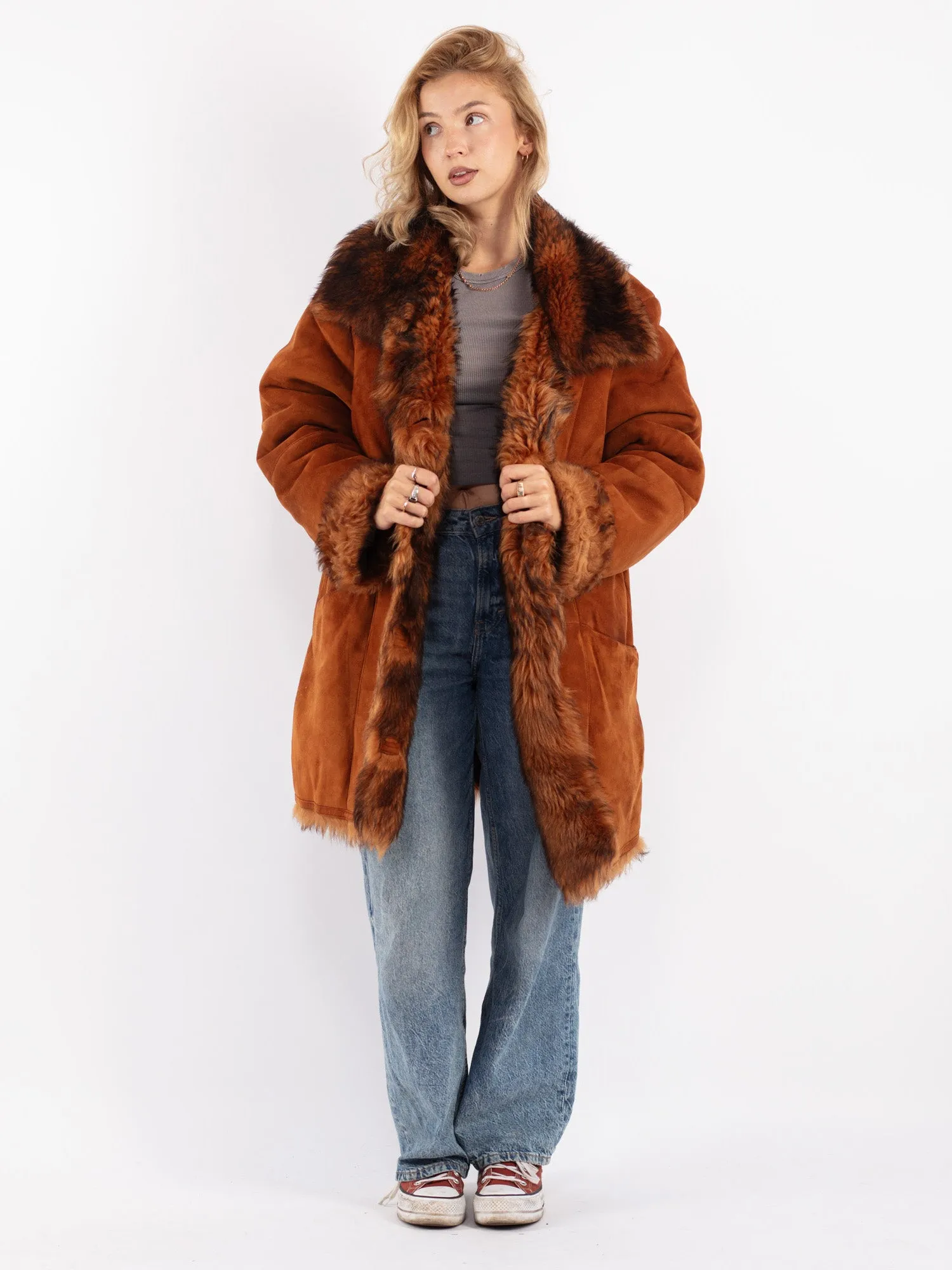 Vintage 80's Women Oversized Shearling Coat in Brown