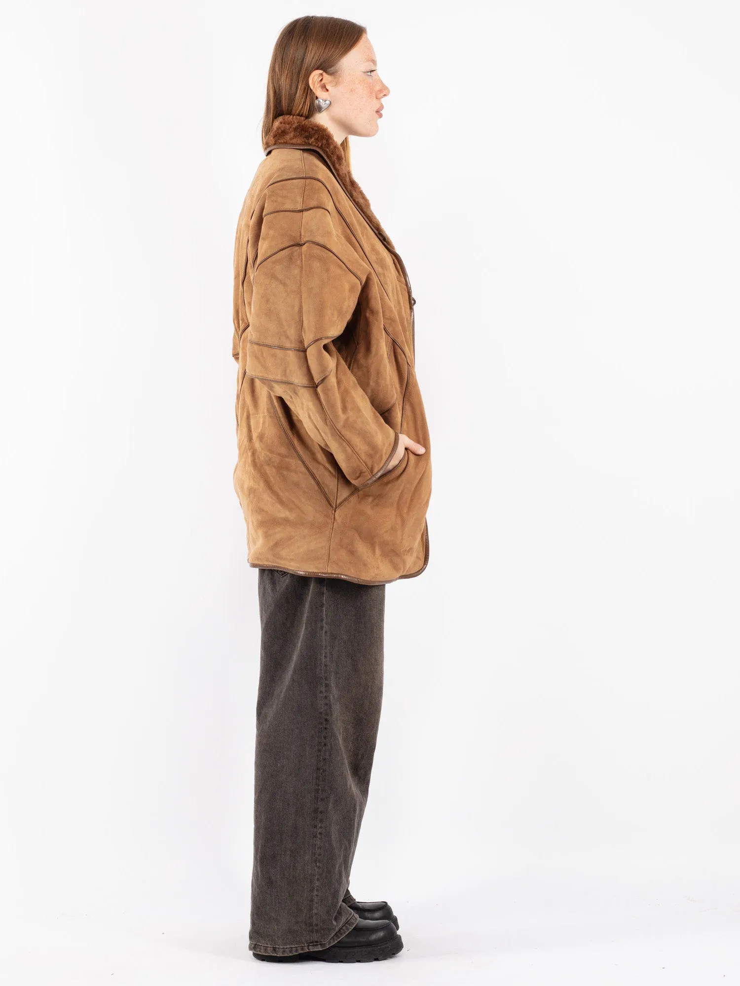 Vintage 80's Women Sheepskin Coat in Beige