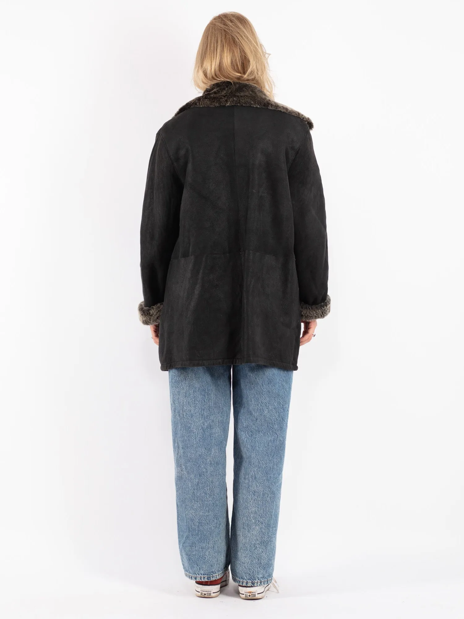 Vintage 90's Women Sheepskin Coat in Black