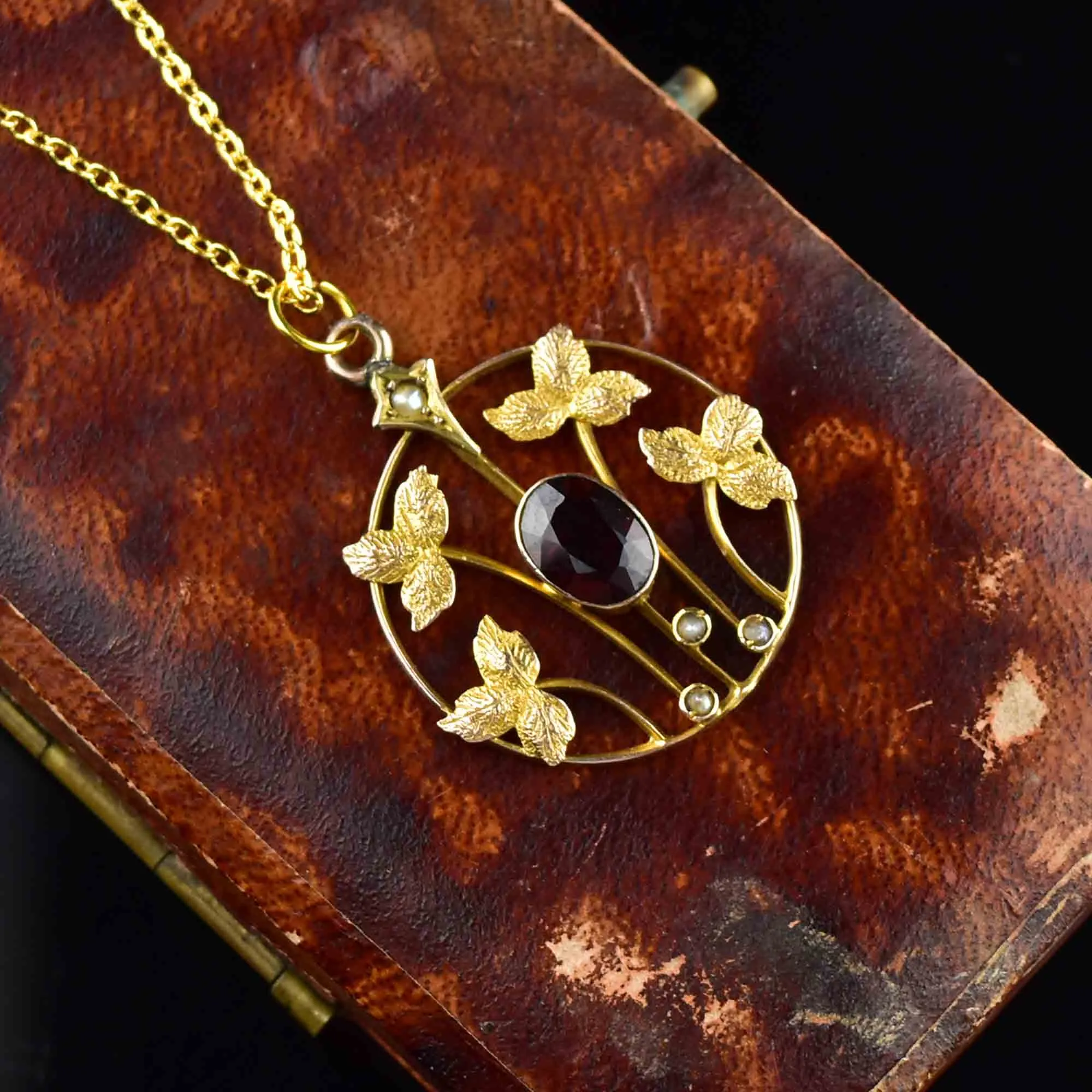 Vintage 9K Gold Garnet Floral Lavalier Necklace